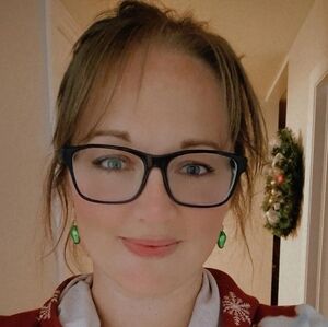 Meet your Posher, Jenny